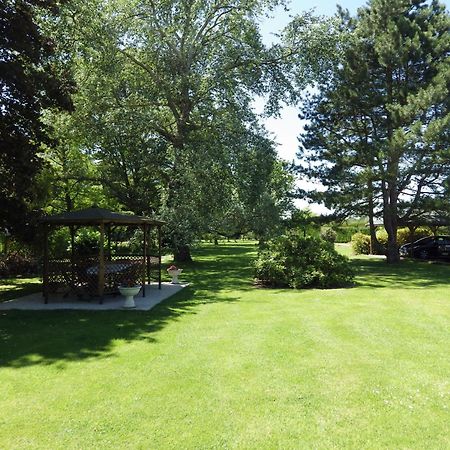 Bed and Breakfast Pressoir Les Campenottes Beuzeville Esterno foto